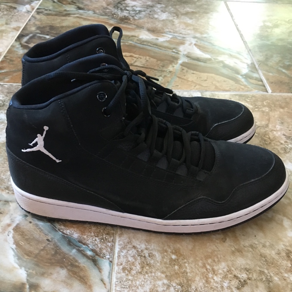Black Nike Jordan's